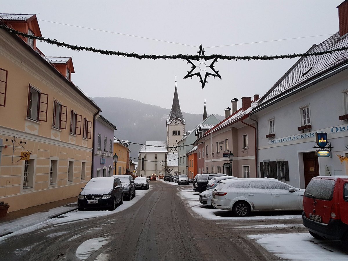 oberwolz-in-white-in